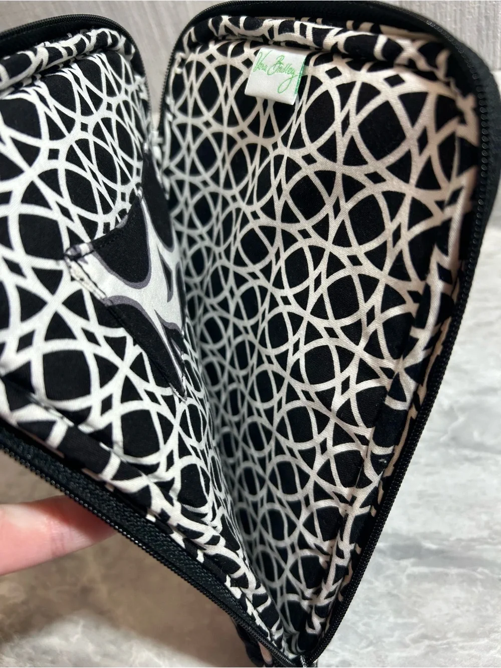 Vera Bradley Black and White Quilted Floral Cosmetic Pouch -BG2